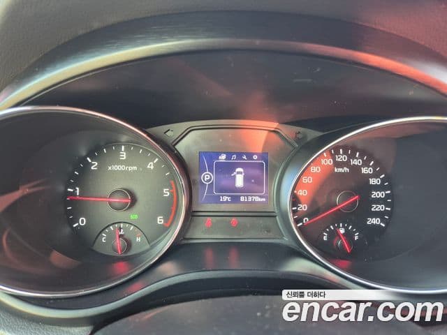 Kia All New Carnival Luxury, 2017 8