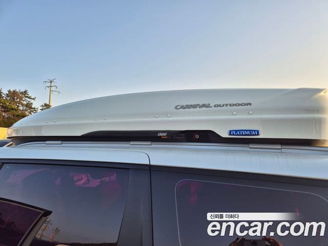 Kia All New Carnival Luxury, 2017 12