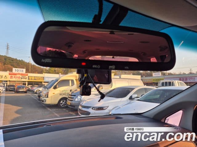 Kia All New Carnival Luxury, 2017 16