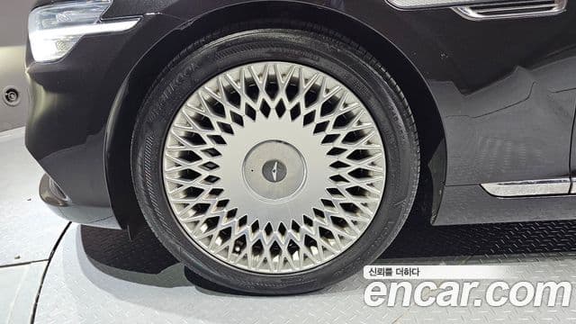 Genesis G90 Premium Luxury, 2019 все фото