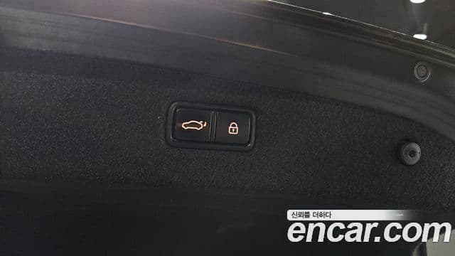 Genesis G90 Premium Luxury, 2019 19