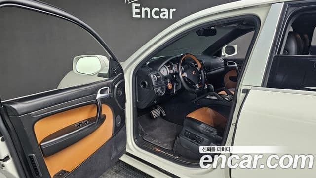 Porsche Cayenne 957, 2009 10