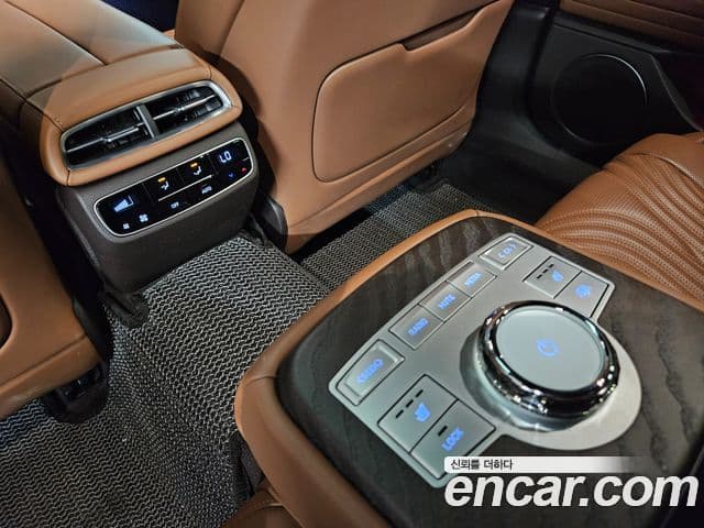 Genesis G80 (RG3) бензин 3.5 турбо AWD, 2023 10