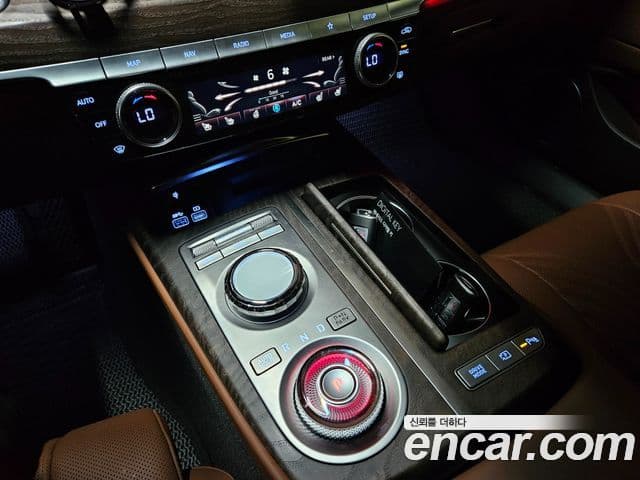 Genesis G80 (RG3) бензин 3.5 турбо AWD, 2023 18