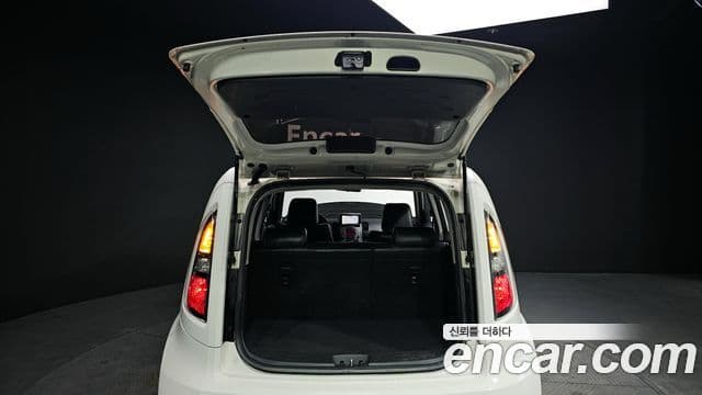 Kia Soul Safety, 2010 20