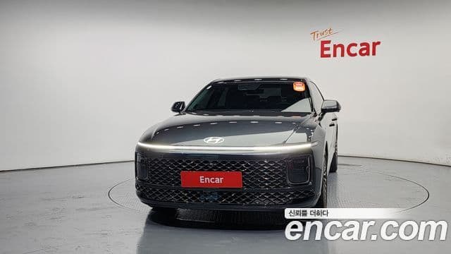 Hyundai Grandeur (GN7) Calligraphy, 2023 3