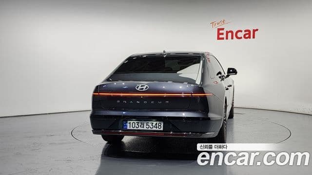 Hyundai Grandeur (GN7) Calligraphy, 2023 4