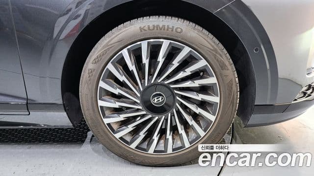 Hyundai Grandeur (GN7) Calligraphy, 2023 все фото