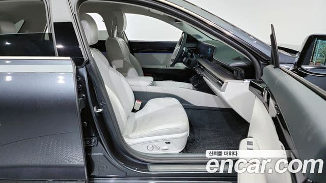 Hyundai Grandeur (GN7) Calligraphy, 2023 11