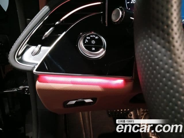 Mercedes-Benz E-класс W214 AMG Line, 2025 11