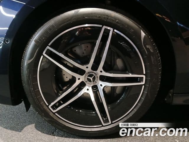 Mercedes-Benz E-класс W214 AMG Line, 2025 17