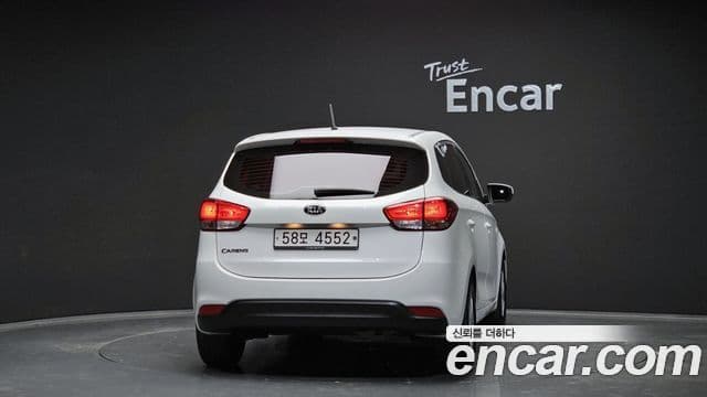 Kia All New Carens Luxury, 2014 4