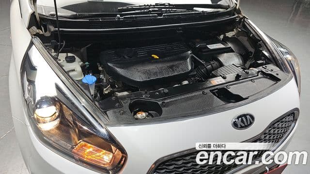 Kia All New Carens Luxury, 2014 6