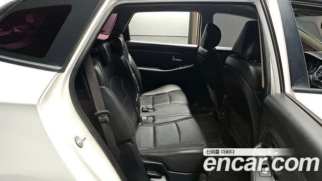 Kia All New Carens Luxury, 2014 11