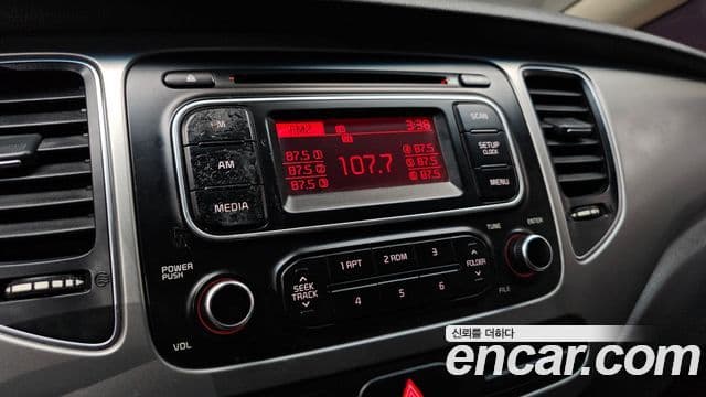 Kia All New Carens Luxury, 2014 14