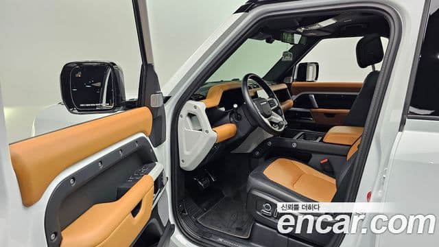 Land Rover Defender (L663) 130 P400 X-Dynamic HSE, 2024 11