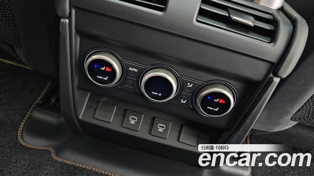 Land Rover Defender (L663) 130 P400 X-Dynamic HSE, 2024 20