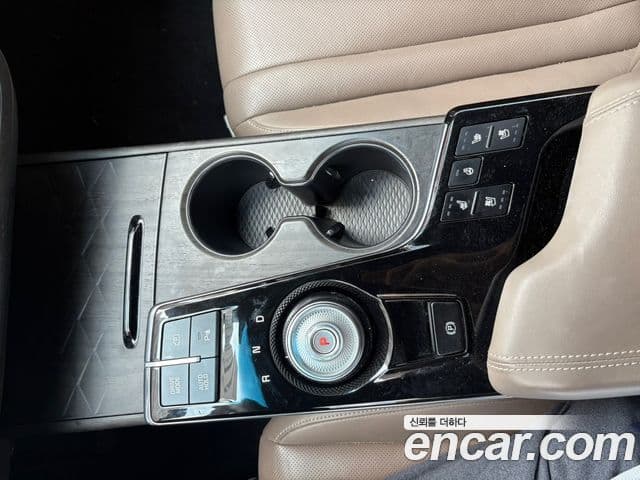 Kia K8 гибрид Noblesse, 2023 17