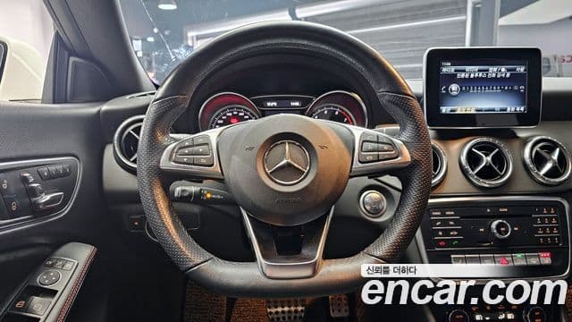 Mercedes-Benz CLA-класс C117 AMG Line, 2019 13