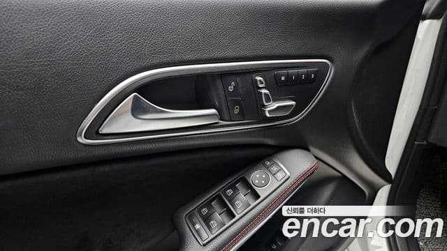 Mercedes-Benz CLA-класс C117 AMG Line, 2019 18