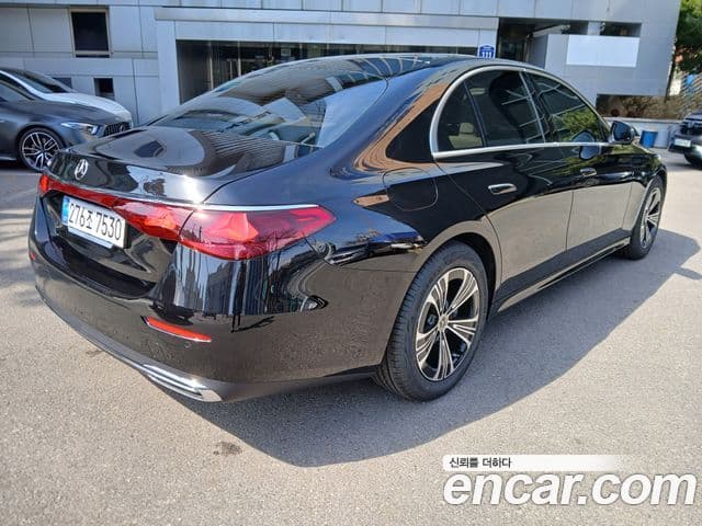 Mercedes-Benz E-класс W214 Avantgarde, 2025 4