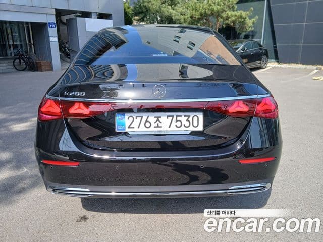 Mercedes-Benz E-класс W214 Avantgarde, 2025 6