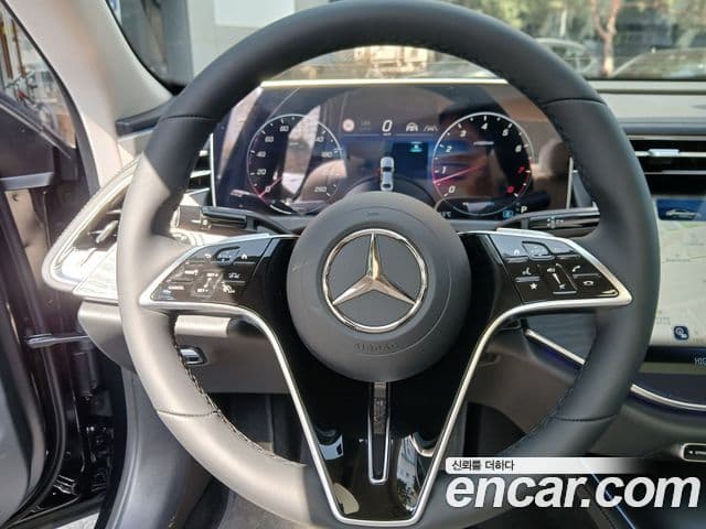 Mercedes-Benz E-класс W214 Avantgarde, 2025 11