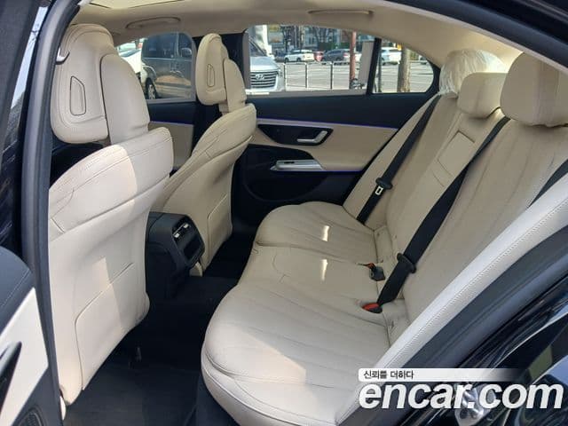 Mercedes-Benz E-класс W214 Avantgarde, 2025 16