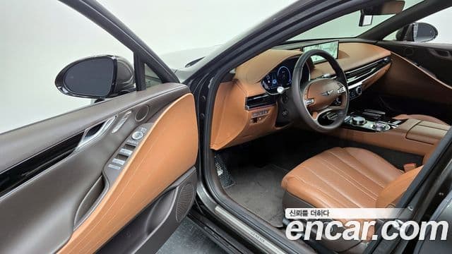 Genesis G80 (RG3) бензин 2.5 турбо AWD, 2023 10