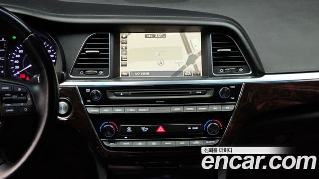 Hyundai Aslan Special, 2016 14