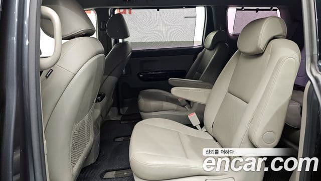 Kia All New Carnival Prestige, 2017 12