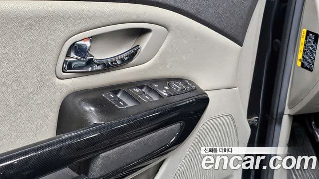 Kia All New Carnival Prestige, 2017 14