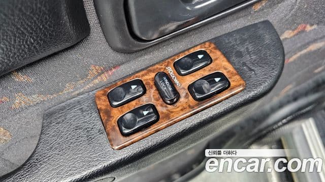 Hyundai 갤로퍼 2 9인승 V6 LPG, 2000 14