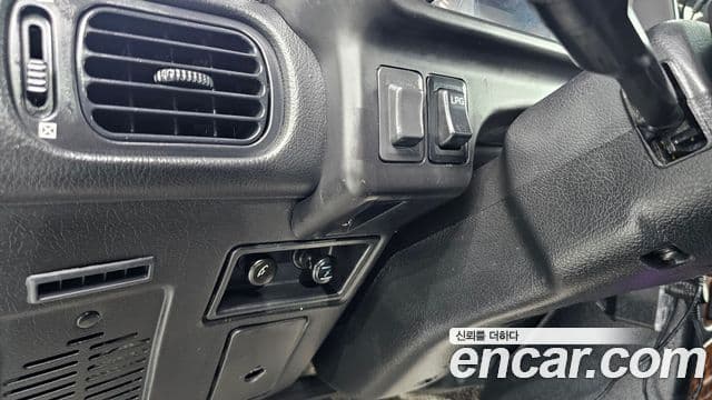 Hyundai 갤로퍼 2 9인승 V6 LPG, 2000 15