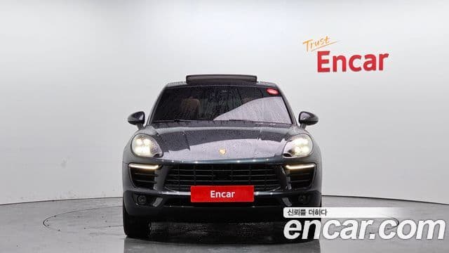 Porsche Macan 95B, 2018 3