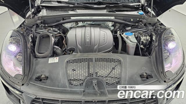 Porsche Macan 95B, 2018 6