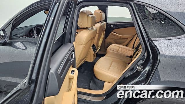 Porsche Macan 95B, 2018 12