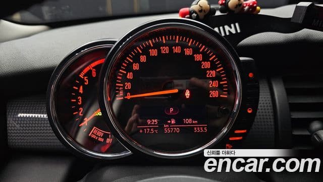 Mini Cooper D 3세대, 2015 8