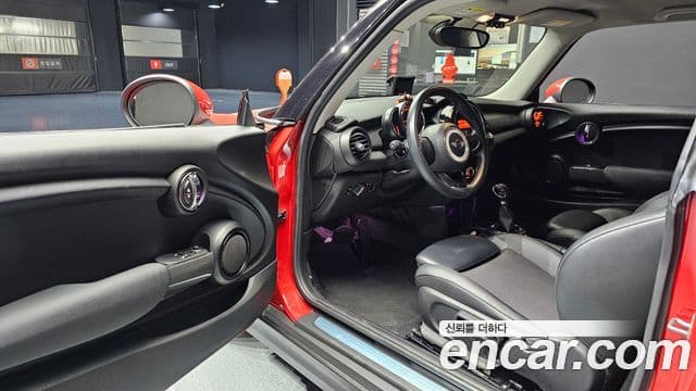 Mini Cooper D 3세대, 2015 11