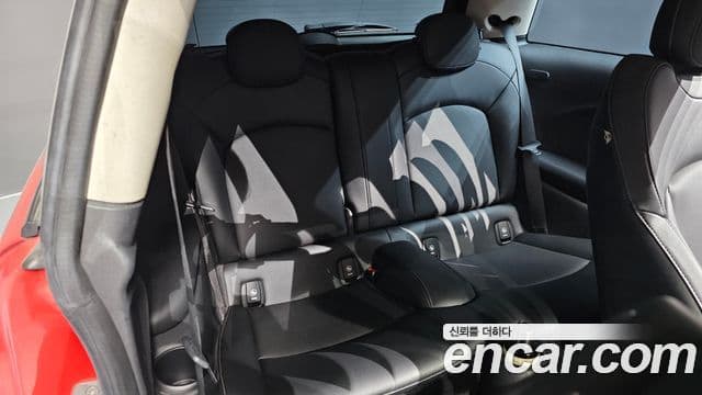 Mini Cooper D 3세대, 2015 12