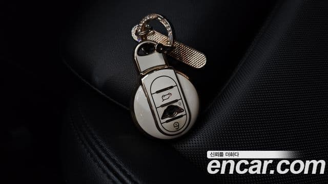 Mini Cooper D 3세대, 2015 19