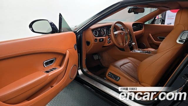 Bentley Continental GT 2세대 4.0 GTC, 2014 11