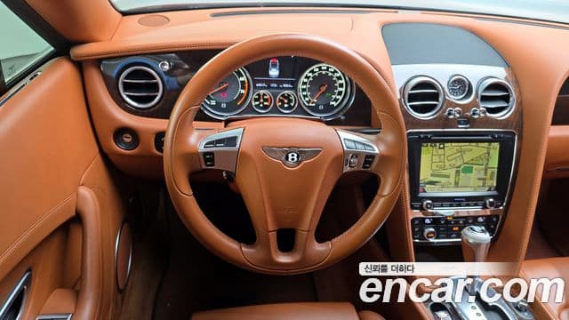 Bentley Continental GT 2세대 4.0 GTC, 2014 13