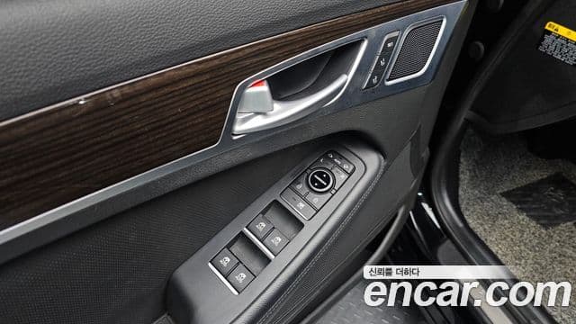 Genesis G80 Luxury, 2017 18