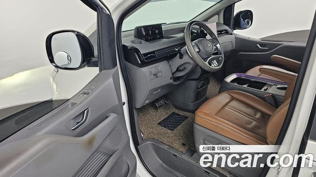 Hyundai Staria Mobility, 2022 11