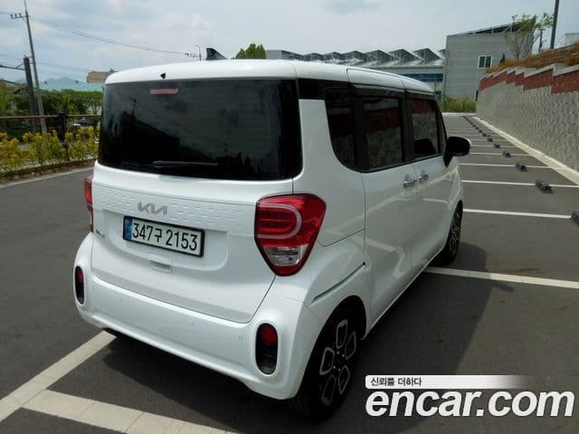 Kia The / новый New Ray Signature, 2022 все фото