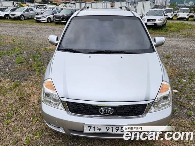 Kia Carnival R топовая версия, 2012 2