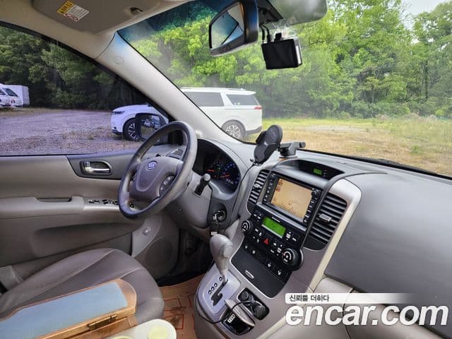 Kia Carnival R топовая версия, 2012 17