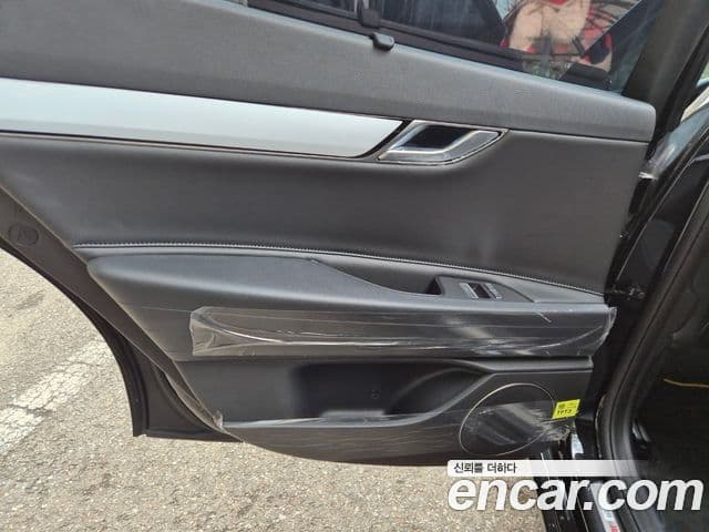 Genesis G80 (RG3) бензин 2.5 турбо 2WD, 2024 6