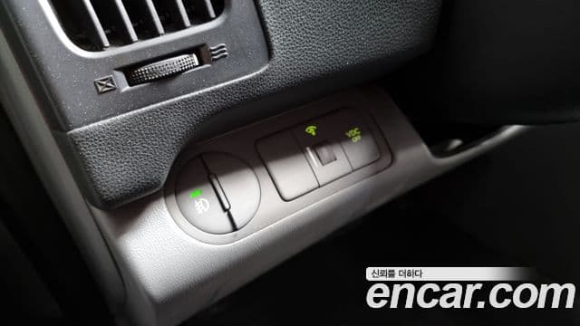 Hyundai Grand Starex CVX Luxury, 2011 15